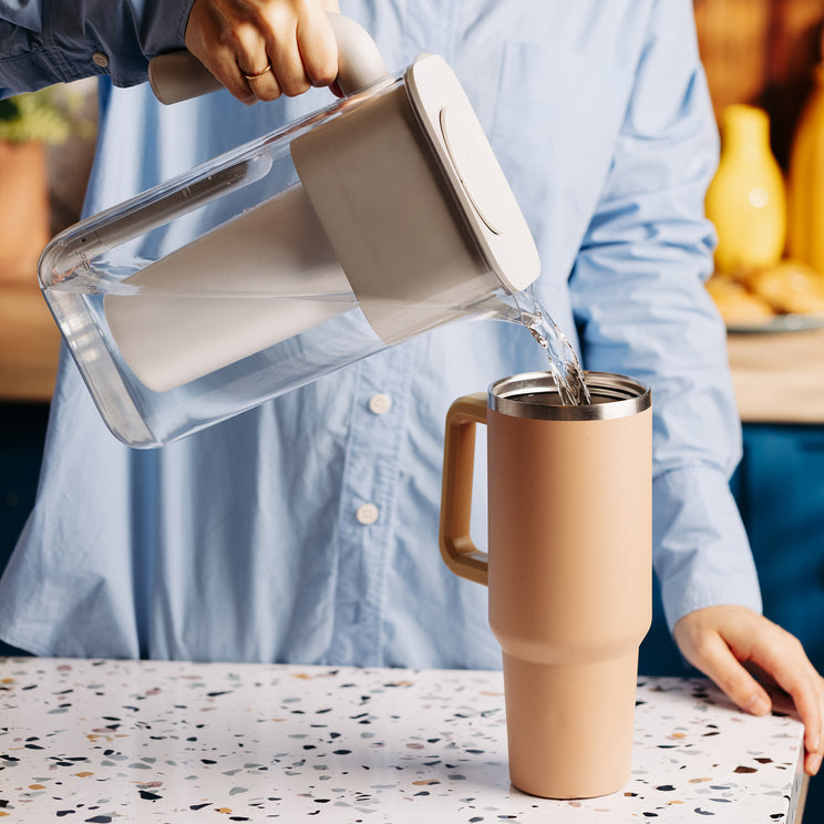 2.3L Water Filter Jug - Hover